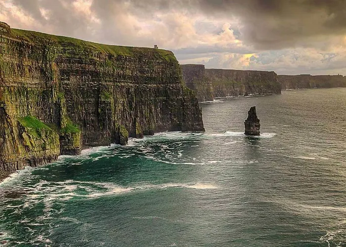 Centrally Located 3 Bedroom *